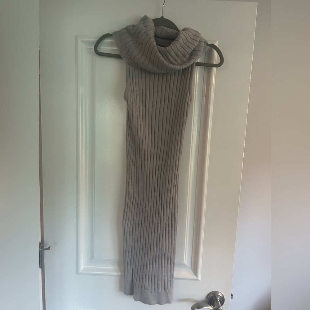 Grey sweater dress turtle neck 🤍 *worn once* soft material